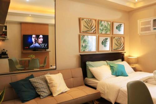 Mabolo Apartment | Joyful Hub with Netflix at Sunvida