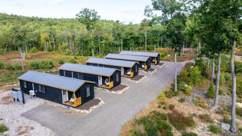North Sebago Villa | JUNCO LIMIT 4 cabin