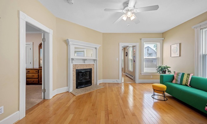 Worcester Apartment | June’s Place: A Centrally located Charming apartment