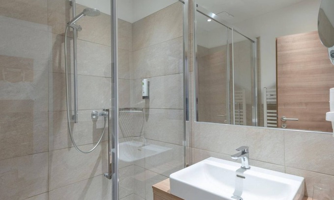 Seelach House | Junior suite Schedma, balcony, short stay - Hotel Marko
