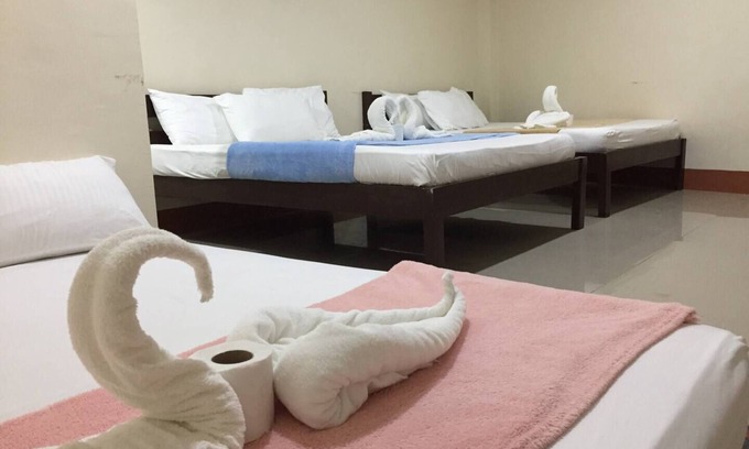Tawala Bed & Breakfast | Junlyn Apartelle Single Room - Room good for 2nn