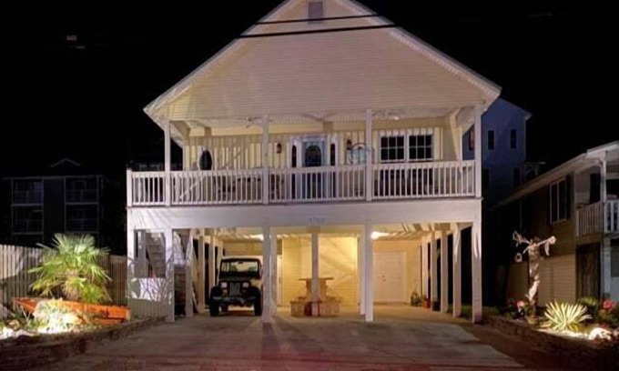 North Carolina Coast Villa | Just for the Shell of it by RedAwning