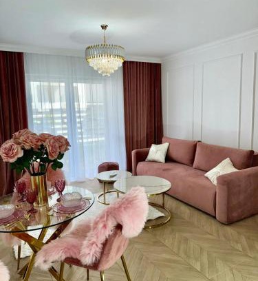 Grunwald Apartment | Just Unique rose
