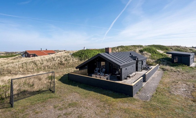 Bjerregard Strand House | "Jyde" - 250m from the sea by Interhome
