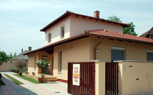 Hajduszoboszlo Apartment | Kálvin utcai Apartmanok