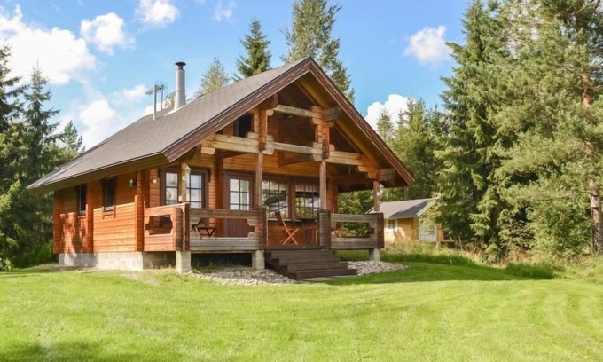 Iisalmi House | Käenpesä by Interhome