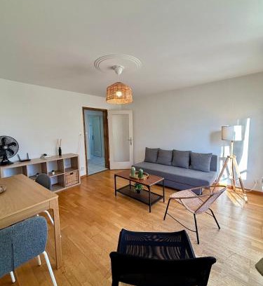 Seebach Apartment | Köschenrütistrasse 59, 8052 Zürich, Switzerland