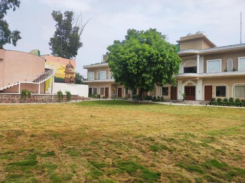 Mathura Resort | Kadamb Kuteer Vrindavan