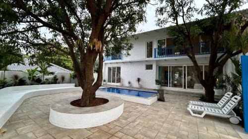 Kalote Mokashi Villa | Kairos Iris & Theos