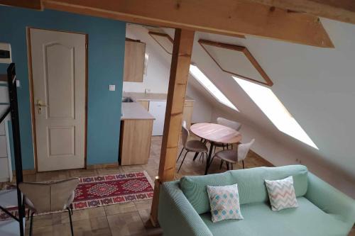 Sopron Apartment | Karmelita vendégház