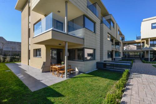 Desenzano del Garda Apartment | Katya Resort Superior Apartments - MGH A3-4