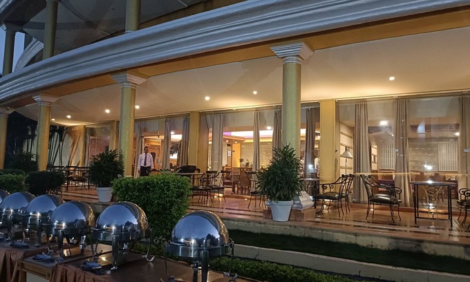 Katra Hotel | KC Residency