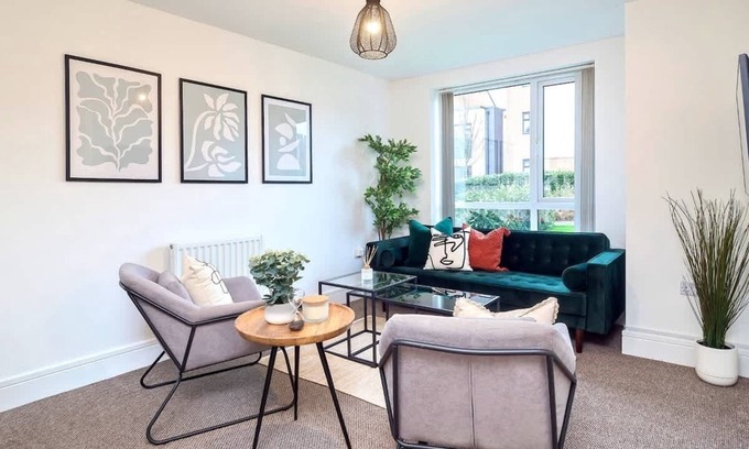 Stoke-on-Trent House | Kempthorne House Summ