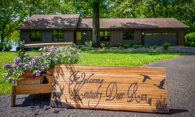 Benton Cabin | Kentucky Deer Run- Wheelchair Accessible, Lakefront, Private Dock, Fully Updated