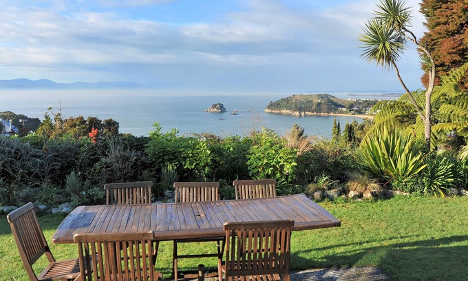 Ngaio Bay Cottage | Kereru at Kaiteriteri - Kaiteriteri Holiday Home