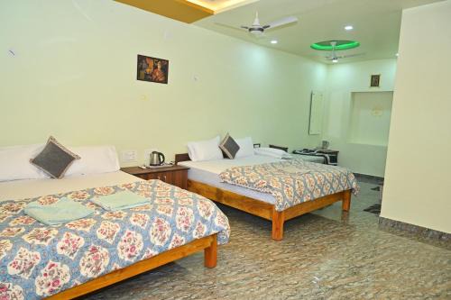 Kamalapur House | Khushi's Paradise Villa hampi