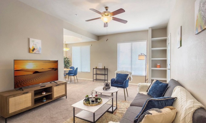 Kierland Apartment | Kierland Commons CozySuites with heated pool, gym!
