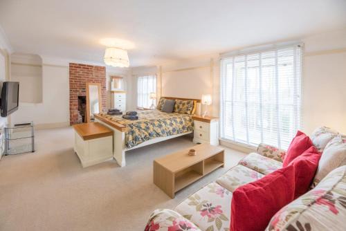 Saxmundham House | Kiln House, Snape Maltings