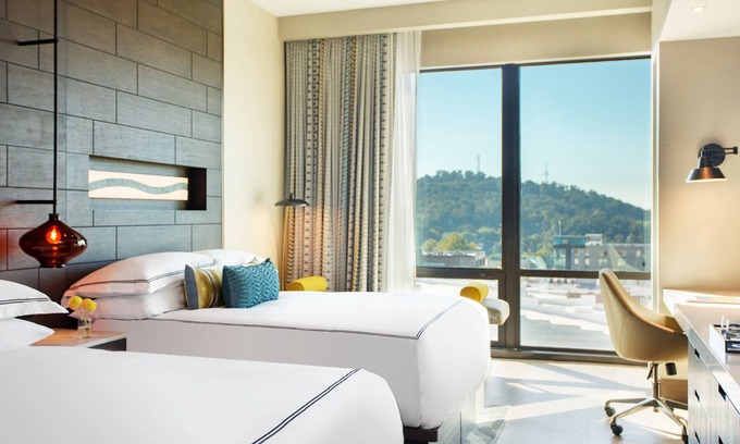 Downtown Asheville Hotel | Kimpton Hotel Arras by IHG