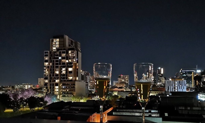 Adelaide Central Business District Apartment | King on Sturt - Cute, family and pet friendly apartment with rooftop terrace.
