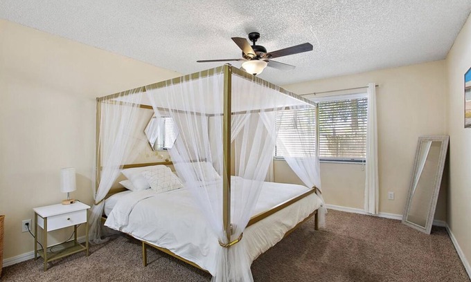 Arlington House | King & Queen Boho Bungalow