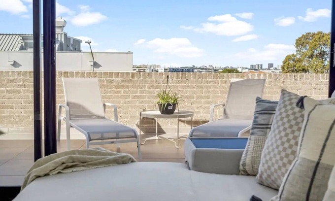 Erskineville Apartment | King’s Deluxe