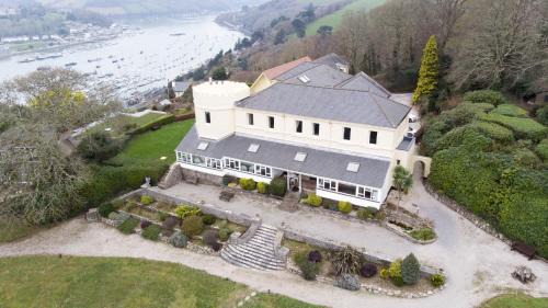 Dartmouth Apartment | Kingswear Park Club with Swimming Pool & Spa