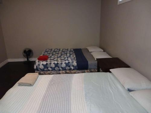 Rosemount House | Kitchener -WLU BNB-Minutes To University of Waterloo, Conestoga College,Buses,Airport