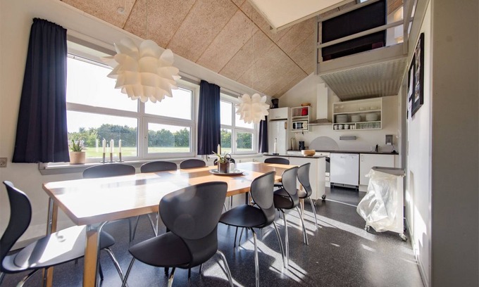 Tarm House | Knaplund Destillery