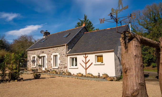 Carnoet Cottage | Knusse Cottage Voor 6 Vlakbij Vallée des Saints in het Groene Hart van Bretagne