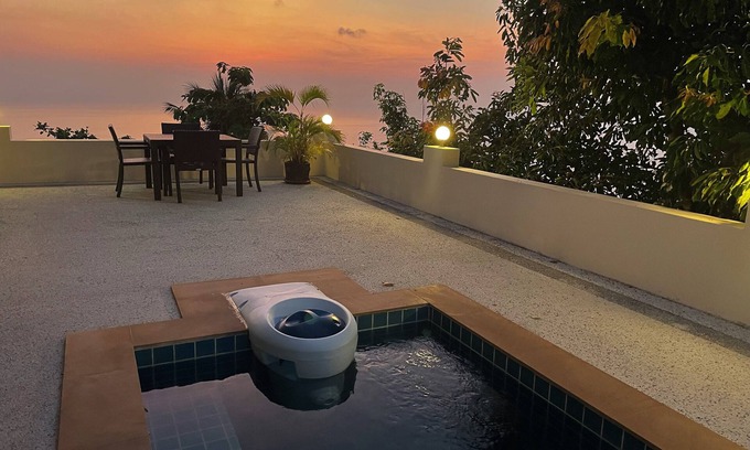 Koh Tao Apartment | Kohtao studios sunset❂penthouse❂pool❂ ocean view
