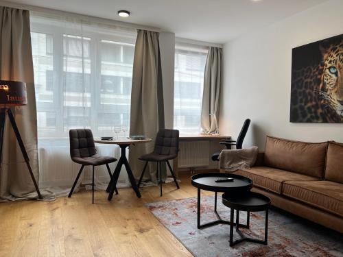 Oberdobling Apartment | Kompaktes Zentrales Studio mit Parkplatz