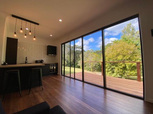 Boyland House | Kosmo’s Studio: City Style in a Retreat Setting!