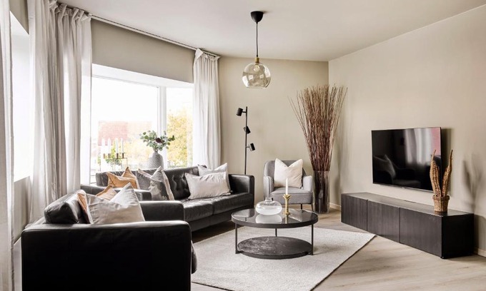 Stavanger Apartment | Krüger's Crib By Staysville