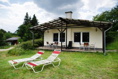 Feldberger Seenlandschaft Resort | Krüseliner Mühle - Bungalow Rethra