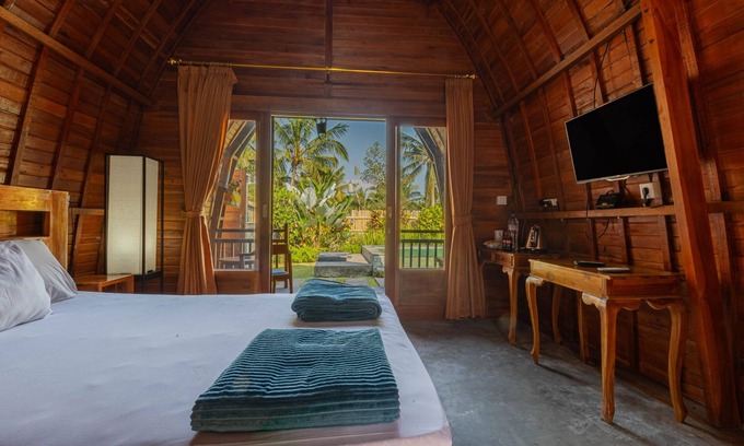 Samplangan House | Kubu Selat Villa and Glamping