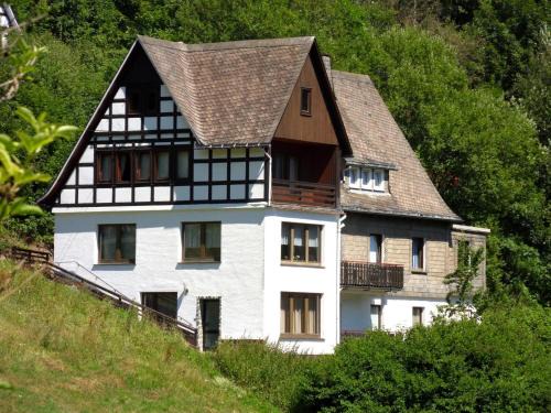 Nordenau House | Kurhaus am Nordenau - 10 pers