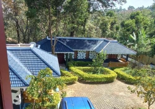 Kaimane Cabin | Kuruva Castle Cottages - Experience Nature & Wildlife