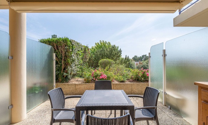 Pornichet Apartment | L'Abri-Cotier - Studio terrasse à 50m de la plage !