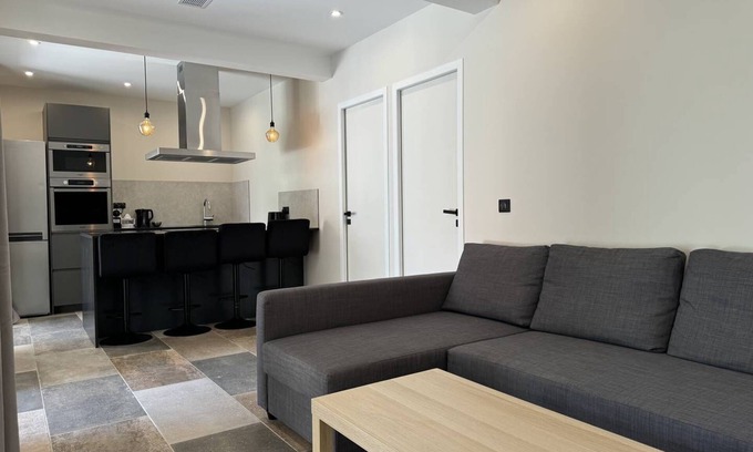 Le Lavandou Apartment | L'Appartement Olivier