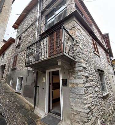 Carate Urio Apartment | L' Asinello House wifi parking
