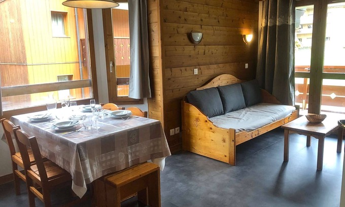 Les Avanchers-Valmorel Apartment | L'Athamante 7 - 2 room apartment, oriented south, close to the slopes, the sledging run and the.