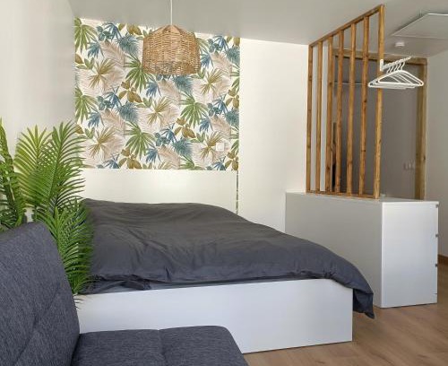 Chatillon-Sur-Loire Apartment | L'Escale Châtillonnaise - Le Campeur
