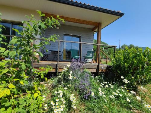 Siradan Apartment | L'Escoufle