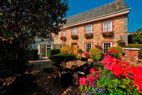 St. Martins Hotel | La Barbarie Hotel by Eight Continents
