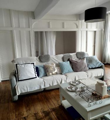 Marvejols Apartment | La Cadisserie en Gévaudan