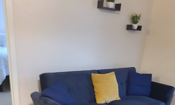Killeen House | La Casa Azul-The Blue House Cozy Home Away From Home