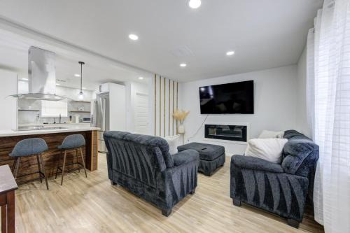 Stafford House | La Casa Azul
