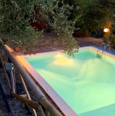Lari Villa | La casa nel bosco