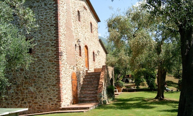 Camaiore House | La Casa tra gli Ulivi - Discounts depending on length of stay.